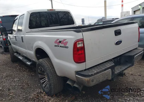 2008 Ford F-250 Lariat z USA, uszkodzony, nr VIN 1FTSW21R88EC68308